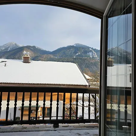 Rebensburg Apartment *